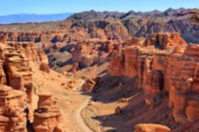 Charyn canyon 